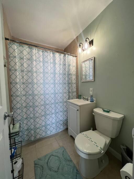 Beach Bungalow In Downtown Cocoa Beach Villa Exterior foto